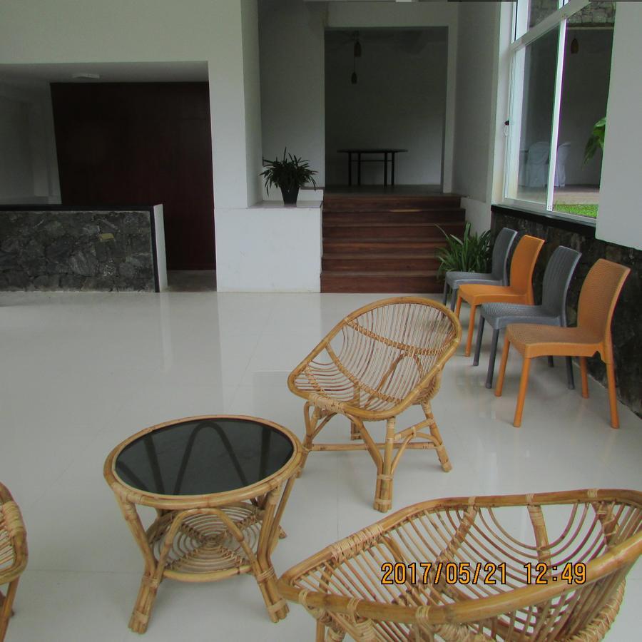 Elpitiya  The Breeze Hotel מראה חיצוני תמונה